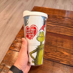 Tervis Christmas Holiday Grinch Grow Your Heart 3 Sizes 24 oz Tumbler White Lid